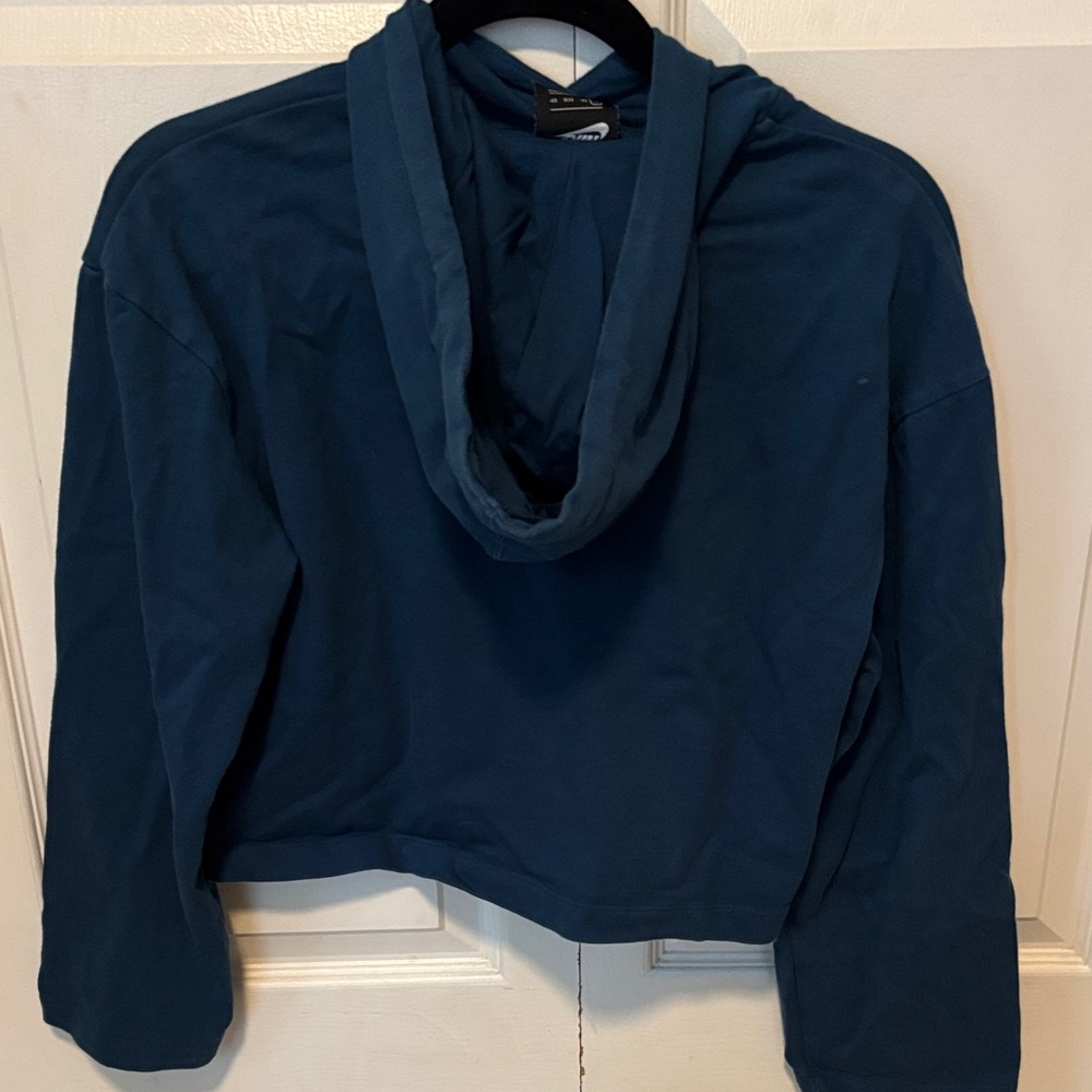 Nike Cropped Blue Pullover Hoodie - Picture 3 of 4